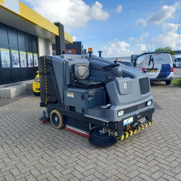 Kärcher B 300 R I LPG, Ophalen, Zo goed als nieuw, Overige typen