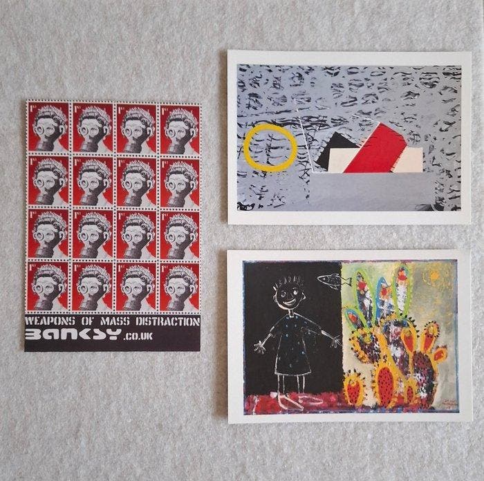 Banksy (1974) - Weapons of mass distraction postcard + 2, Antiek en Kunst, Kunst | Designobjecten