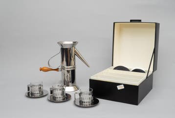 Dubbelzijdige koffiepot en 8 koffie kop-en-schotels, Alessi