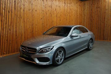 Mercedes-Benz C200 Parkeercamera / Navigatiesysteem NR036, Automaat, Gebruikt, Start-stop-systeem, Leder