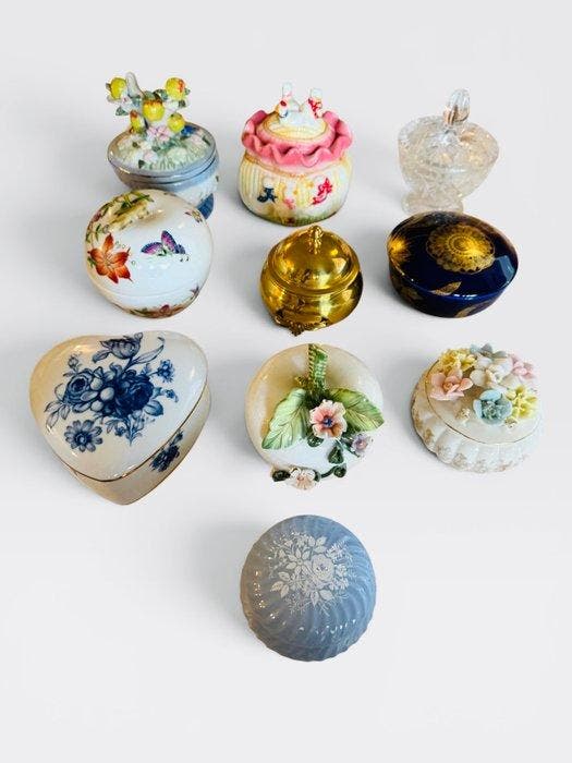 Limoges, Eric Rozewicz Gold Collection, Macau Portugal,, Antiek en Kunst, Antiek | Speelgoed