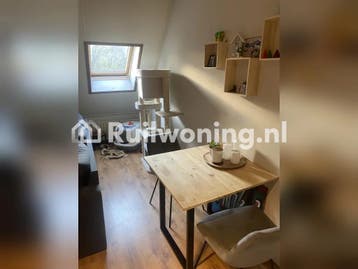 Appartement in centrum Den Bosch, woonkamer + slaapkamer