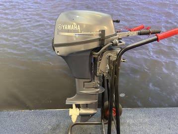 Yamaha 8 pk | 2 cilinder | Nieuwstaat!, 5 tot 10 pk, Viertaktmotor, Ophalen of Verzenden, Zo goed als nieuw