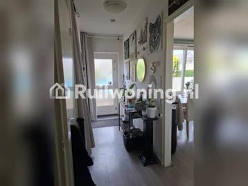 Cranendonck: Comfortabel hoekhuis met 5 kamers (Maarheeze)