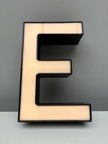 Letter E - Reclamebord - Kunststof, Aluminium