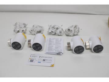 Tado Slimme Radiatorknop X - Radiatorthermostaat - Bespaar, Doe-het-zelf en Verbouw, Verwarming en Radiatoren, Verzenden, Zo goed als nieuw