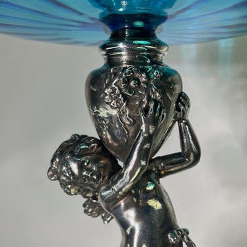 Signed - Tafelmiddenstuk - Cherub-centrumstuk met turkoois
