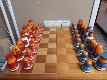 Bordspel - vintage sovjet-russisch houten schaakspel