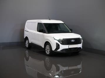 Ford Transit Courier 1.5 TDCI 100 pk Trend Carplay/ Virtual, Stof, Gebruikt, Wit, Ford
