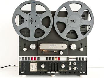 Revox - A 700, 2-spoor stereo, 3-hoofd, 3 direct-drive, Nieuw