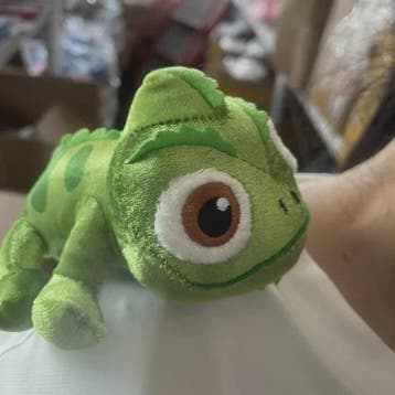 Disney Pascal Kameleon Pluche Knuffel 15cm - Schouder Speelg