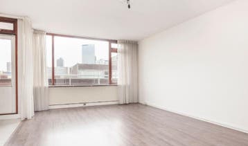 Te Huur 3 Kamer Appartement Walenburgerplein In Rotterdam, Huizen en Kamers, Huizen te huur, Rotterdam, Direct bij eigenaar, Appartement