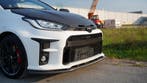 Dit betreft een Toyota Yaris GR Carbon voorbumper grill trim, Auto diversen, Tuning en Styling, Verzenden