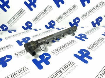 Common rail A 642 070 3395, Ophalen of Verzenden, Gebruikt, Mercedes-Benz