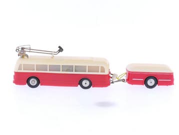 Schaal H0 Eheim 6102 (Brawa) trolleybus crème-rood met aa.., Ophalen of Verzenden, Gebruikt, Analoog