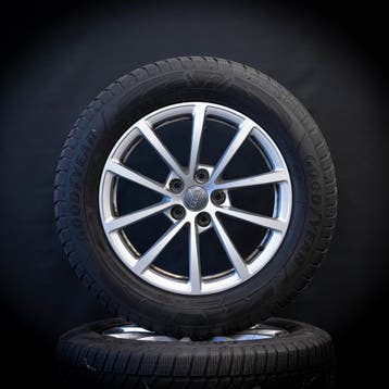 Audi A6 17 inch Velgen Winterbanden Origineel, Gebruikt, Banden en Velgen, 17 inch, Personenwagen