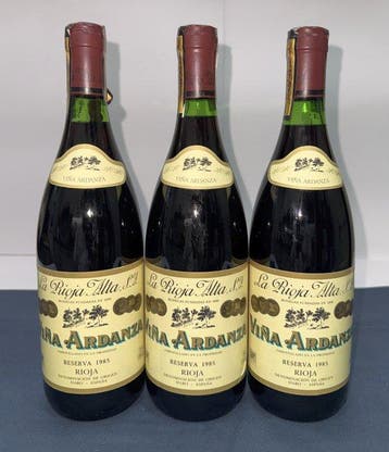 1985 La Rioja Alta, Viña Ardanza - Rioja Reserva - 3 Flessen, Nieuw