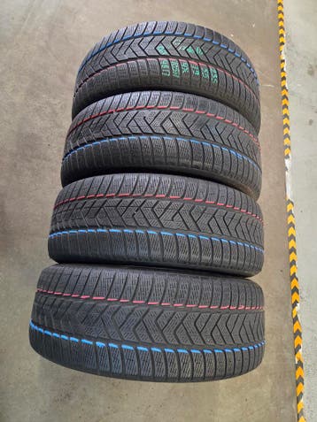 235/55/19 105H PIRELLI WINTERBANDEN 5,1MM PROFIEL 4X DOT17, Gebruikt, Winterbanden, 235 mm, Band(en)