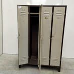 4-deurs retro kledinglocker met schade - 180x123x50 cm, Verzamelen, Retro, Ophalen of Verzenden