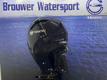 Tohatsu 140 pk Buitenboordmotor, Viertaktmotor, Ophalen of Verzenden, Zo goed als nieuw, 30 pk of meer