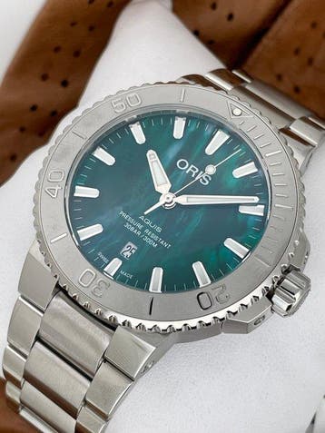 Oris - Aquis Date X Bracenet Automatic - 01 733 7730 4137-07, Nieuw