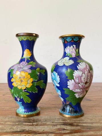 Vaas (2) - Brons - Decor bloemen / Cloisonne