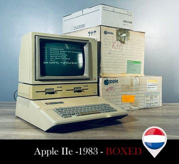 Apple IIe + Apple Monitor II + Apple DUO Disk Drive - Boxed, Nieuw