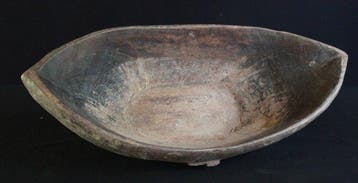 Oude zware schelp uit Lumi, circa 1940 –