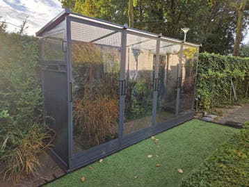 MEI ACTIE – 10% KORTING, OP ALLE PREMIUM VOLIÈRES!
