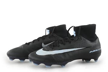 Nike Voetbalschoenen in maat 43 Zwart, Kleding | Heren, Schoenen, Verzenden, Zwart, Nike, Zo goed als nieuw