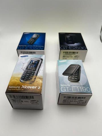 Samsung - Mobiele telefoon (4) - In originele verpakking, Nieuw