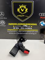 Renault Clio veiligheidsgordel insteek links achter bj.2017, Auto-onderdelen, Interieur en Bekleding, Gebruikt, Renault