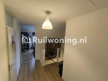 Flat in Schiedam voor ruil met Amsterdam, Amsterdam