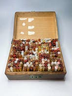 Themacollectie - Japanse Hanko-stempelsverzameling in houten