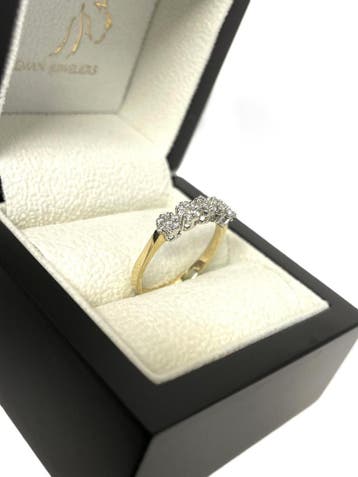 14 Karaat Bicolor Gouden Bloemen Rijring 0.50 ct Diamant, Ophalen, 18 tot 19, Nieuw, Met edelsteen