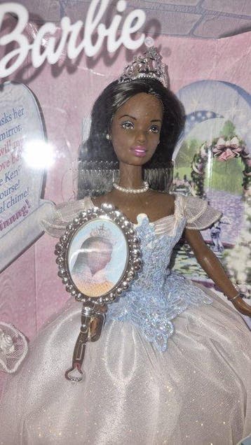 Mattel - Barbiepop Barbie Princess Bride Aa sigillata -