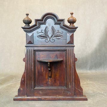 Wandrek - Hout, Italiaans vakmanschap 1800