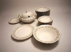 Bavaria - Krautheim & Adelberg - Tafelservies voor 12 (53) -