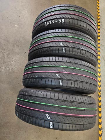 215/55/17 94V AO MICHELIN ZOMERBANDEN 7MM PROFIEL 4X DEMO, Ophalen, 17 inch, Band(en), Personenwagen