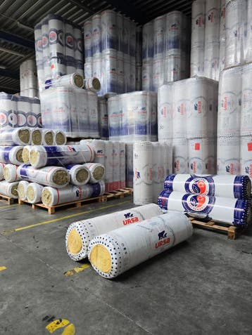 Glaswol rollen 5 en 12,5 cm dik b-keus. Nergens goedkoper !!, Ophalen, Nieuw, Glaswol, Dakisolatie