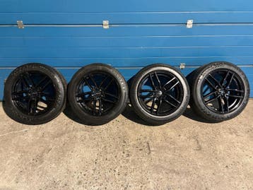 Volkswagen Tiguan / T-Roc 18 inch zomerset Dezent, Ophalen, 18 inch, Gebruikt, Banden en Velgen