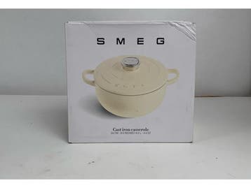Smeg - Gietijzeren Braadpan - Crème - 24 cm - 4,2 L -, Verzenden, Zo goed als nieuw