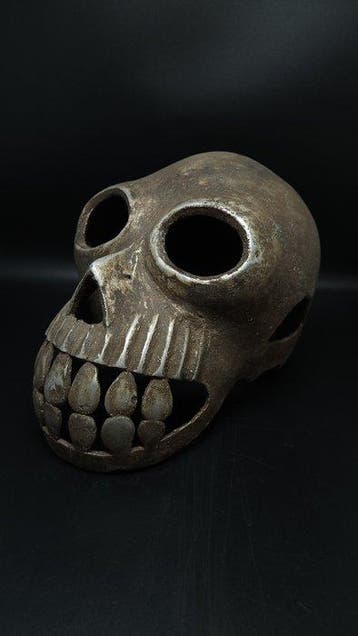 Prachtige Tiv-skeletkop van aluminium. - tiv - Nigeria