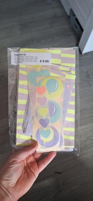 40x zakjes mix neon XL - cadeauverpakking - inpakpapier -..., Diversen, Cadeaupapier, Ophalen of Verzenden, Nieuw