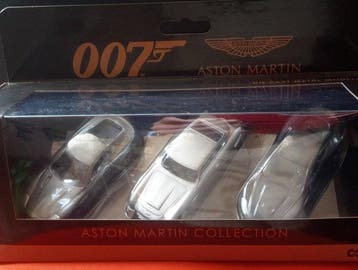 Corgi - Speelgoedauto V12 Vanquish, DB5 & DBS - 2000-2010 -, Nieuw