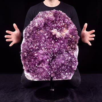 Vivid Amethyst - Interior Geode - 57x35x21 cm- 24.2 kg