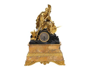 Een ormolu/ vuurverguld bronzen Charles X schouwpendule, Antiek en Kunst