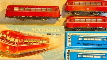 Märklin H0 - 3016..3, 4018 - Treinstel (3) - Railbus met 2, Hobby en Vrije tijd, Nieuw