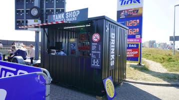 OP = OP | Bar | Mobiele Buitenbar | Zwart | Foodtruck