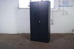 Tweedehands Klapdeurkast – Zwart, 4 Legborden, 195x93x43 cm, Verzenden, Gebruikt